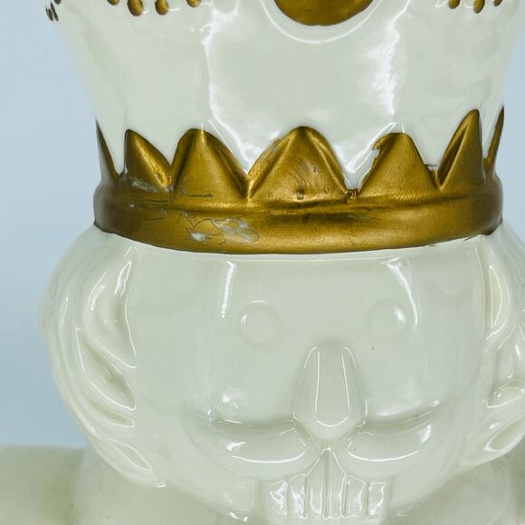 International Bazaar Porcelain Christmas Holiday Nutcracker Decoration - VGUC - Picture 8 of 12